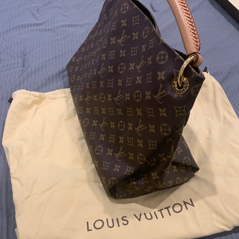 Louis Vuitton Bag